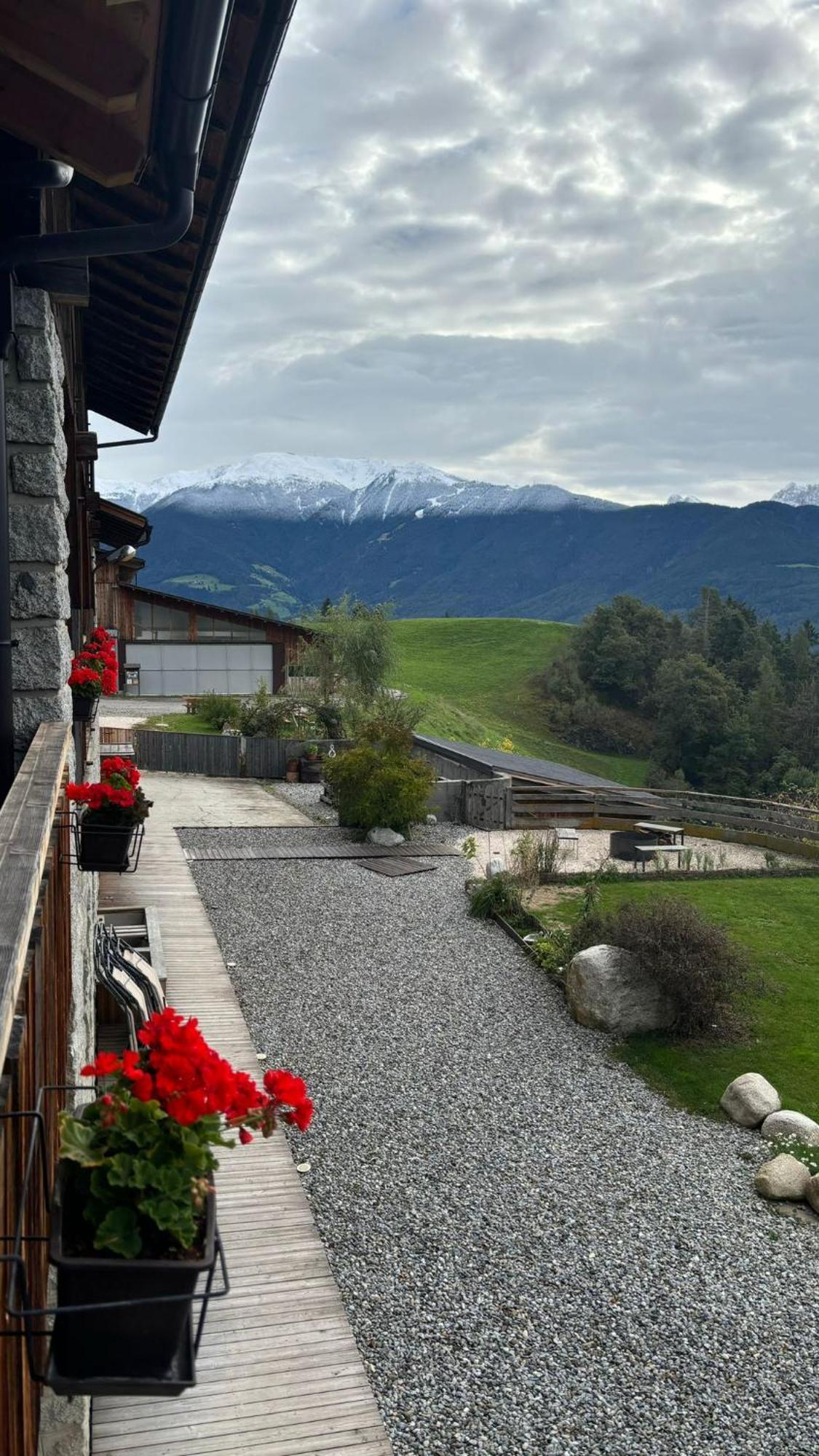 Dietrichhof A Bsunders Platzl Apartment Feldthurns Exterior photo